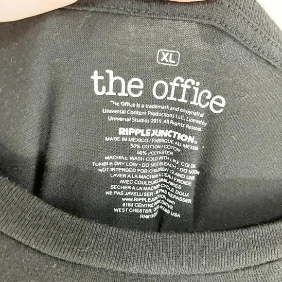 The Office Black Michael Scott Paper Company Tee Shirt Women's Size XL - Picture 4 of 4